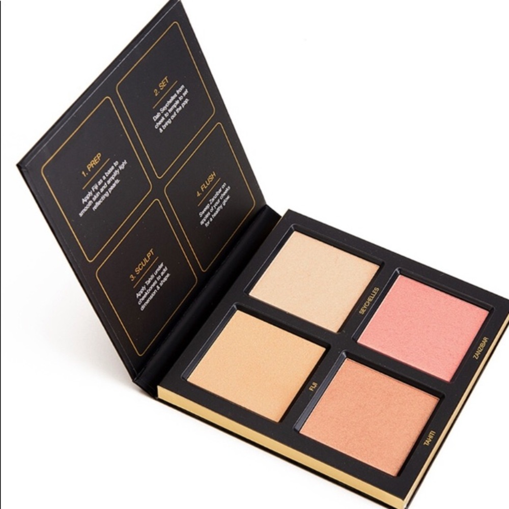 Huda Beauty 3D Highlighter Palette